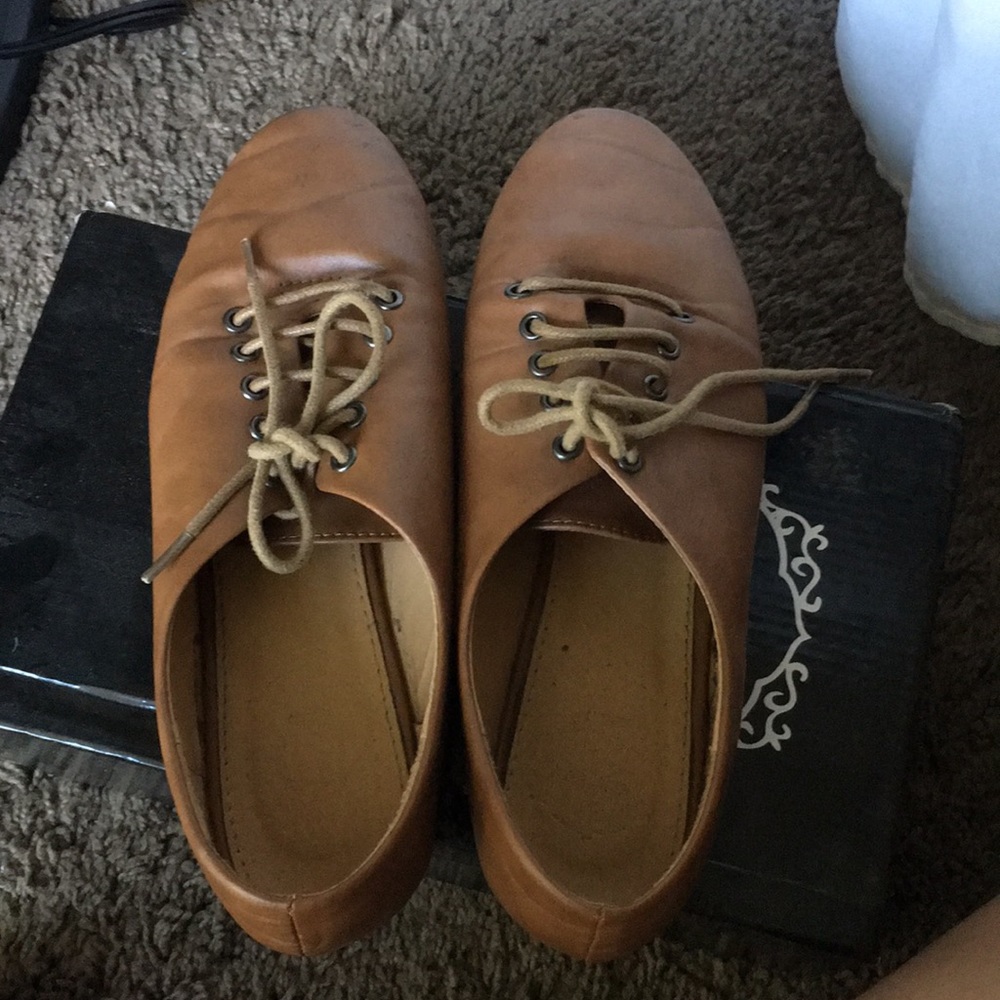 Brown oxford flats